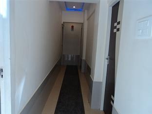 Hotel Royal Palace Malad 외부 사진